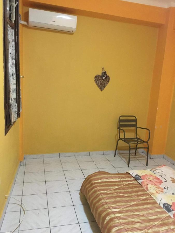 Small Funny World Atena Exterior foto